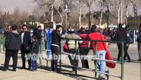 بازار سیاه فروش بلیت اطراف ورزشگاه آزادی قبل از دربی