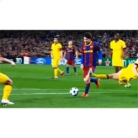 مسی در زمین غوغا می کند!