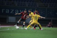 خلاصه بازی پدیده مشهد 0 - سپاهان اصفهان 1