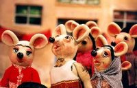 قسمتی از تیتراژ " مدرسه موش ها "