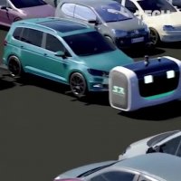 پارک ماشین به روشی عجیب!