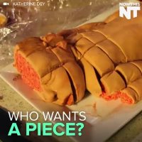 سرآشپز کوچکی که کیک های ترسناک خلق می کند!