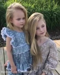 دو خواهر زیبا و بامزه