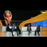 سوتی خنده دار مهمان خارجی در برنامه زنده