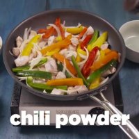 پاستا مرغ مکزیکی