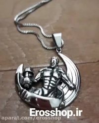 گردنبند با آویز ورزشکار در حال دمبل زدن - erosshop.ir