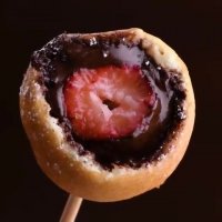 توت فرنگی سوخاری