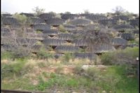 دیوار حائل با لاستیک های فرسوده