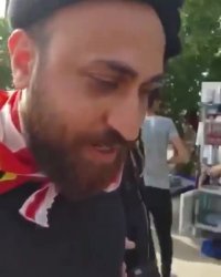 هوادار پرسپولیس در پیاده روی اربعین حسینی