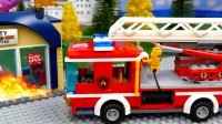 کارتون ساخت ماشین آتش نشانی ماشین پلیس و اتوبوس در شهر لگو
