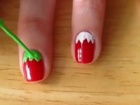 عطر سفیر _ آموزش طراحی  جالب ناخن با طرح توت فرنگی