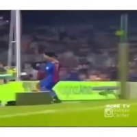 حرکت زیبا از رونالدینیو