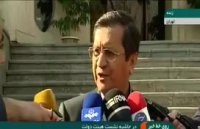 همتی : قیمت ارز در جایی می ایستد که عرضه و تقاضا به تعادل برسد