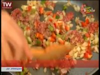 آشپزی به زبان کردی پاستا با سس قارچ و گوشت