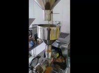 دستگاه روغنگیر 65 بکردانه (روغنگیری  از هسته زردآلو )