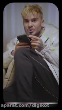 کلیپ خنده دار کامیار/با ماشین رفته تو خونه همسایه/می‌خواد ماشین دکتر رو بخره