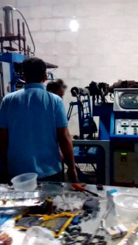 تولید کننده دستگاه ساخت یکبارمصرف 09124839984