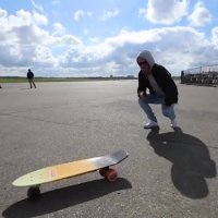 اسکیت برد برقی