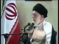 رهبرانقلاب: بعضی دنیا و آخرت خود را به دست یافتن به دانشگاه وصل کردند؛نه آقا!