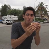 خلاقیت زچ کینگ - همبرگر فراری