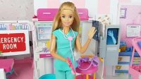 بیمارستان عروسک باربی ها - دکتر شدن باربی