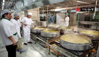 حال و هوای آشپزخانه مرکزی آستان قدس در مرز مهران