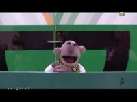 جناب خان پولدار میشود