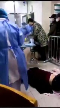 هجوم مردم چین به بیمارستانها پس از گسترش ویروس کرونا