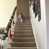 قابلیت اینو داری اینجوری از پله ها بیای پایین؟