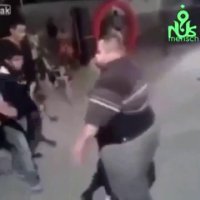 آدم بیجنبه که میگن اینه خخ با حاله ببینید