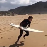 وقتی یادت بره موج سواری دریا هم می خواد