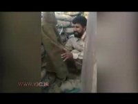 سر کار گذاشتن تک تیرانداز داعشی توسط رزمندگان عراق 