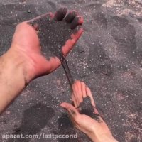 ساحل نقره ای در جزیره هرمز