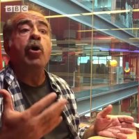 نظر مجید وارث در باره مسابقه خانم گزارشگر در برنامه bbc