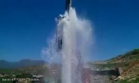 فوران چاه آرتزین