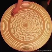 هنرنمایی جذاب و زیبا با شن