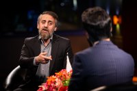 تیزر گفتگوی متفاوت هیئت آنلاین با مداح اهل بیت حاج احمد واعظی