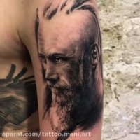 تتوی مرد وایکینگی روی بازو