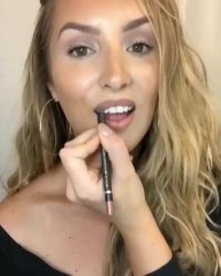 آموزش آرایش برای بانوان خوش سلیقه