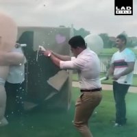 جنسیت بچه شون دختره یا پسر؟