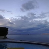 Samsung Galaxy Gear sample video at 1:1 aspect ratio