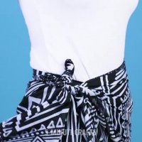 چند مدل لباس تنها با یک روسری