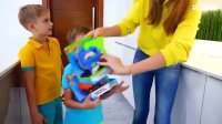 ولاد و نیکیتا : بازی با ماشین های مسابقه ای