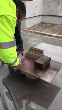 زنگ زدایی فلزات