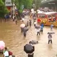 سیل در هند جان بیش از هزار نفر را گرفت