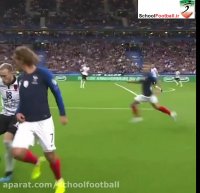 پاس استثنایی پشت پا و لایی بی نقص به دفاع