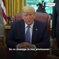 ترامپ : ایران با آتش بازی می‌ کند