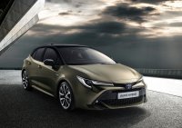 نسل جدید تویوتا آئوریس هیبرید معرفی شد