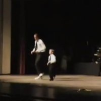 حرکات موزون باور نکردنی پدر و پسر!