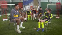 Arsenal take on the Heads Up challenge!